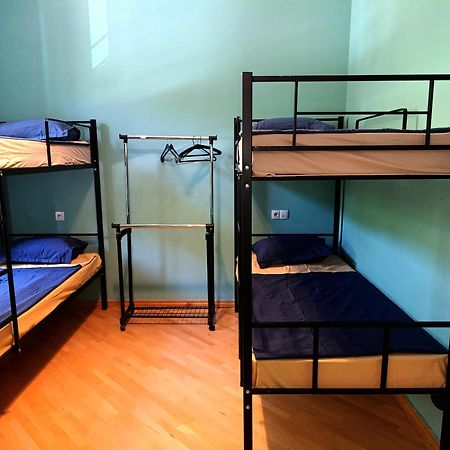 J Square Hostel Tiflis Exterior foto